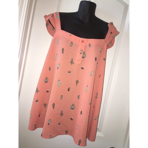 torrid Tops - BOGO🤩Torrid peach ruffle cactus tank top